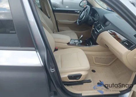 2016 BMW X3 xDrive28I z USA, uszkodzony, nr VIN 5UXWX9C56G0D65036